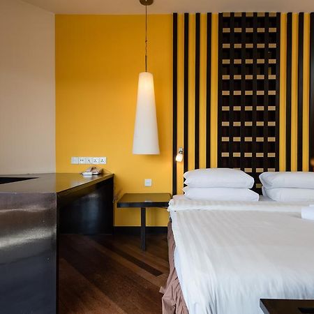 סובאנג ג'איה New Town Resort Suites At Pyramid Tower מראה חיצוני תמונה